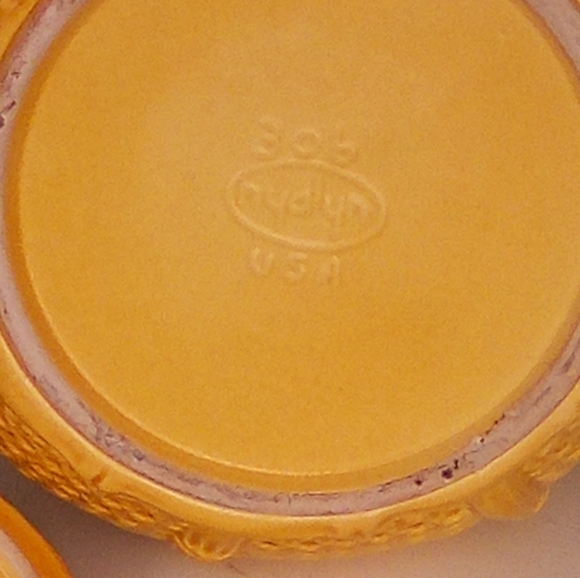 Vintage Hyalyn Ceramic Pottery #306 yellow woven basket jar canister w/lid - Picture 4 of 4